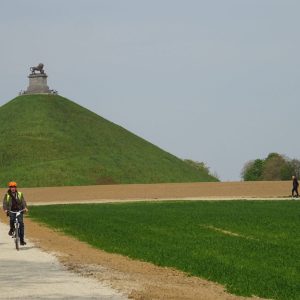 WATERLOO_chemin d'Hougoumont 01